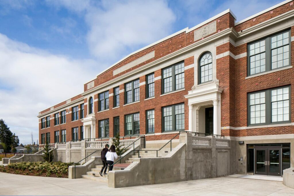 Stewart Middle School Modernization